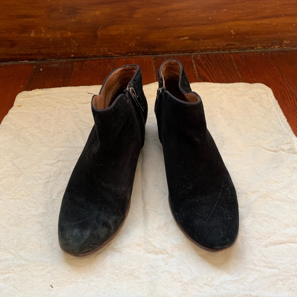 Sam Edelman “Petty”booties. black suede. Size 6.5